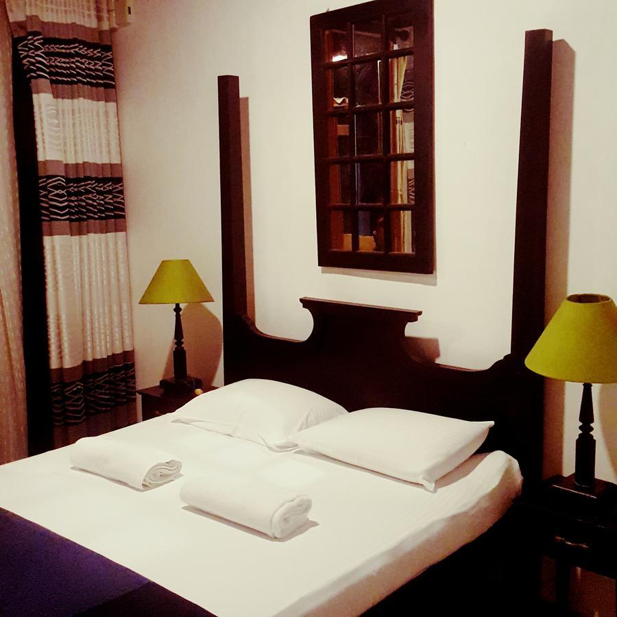 Dhawalagiri Inn Канди Экстерьер фото
